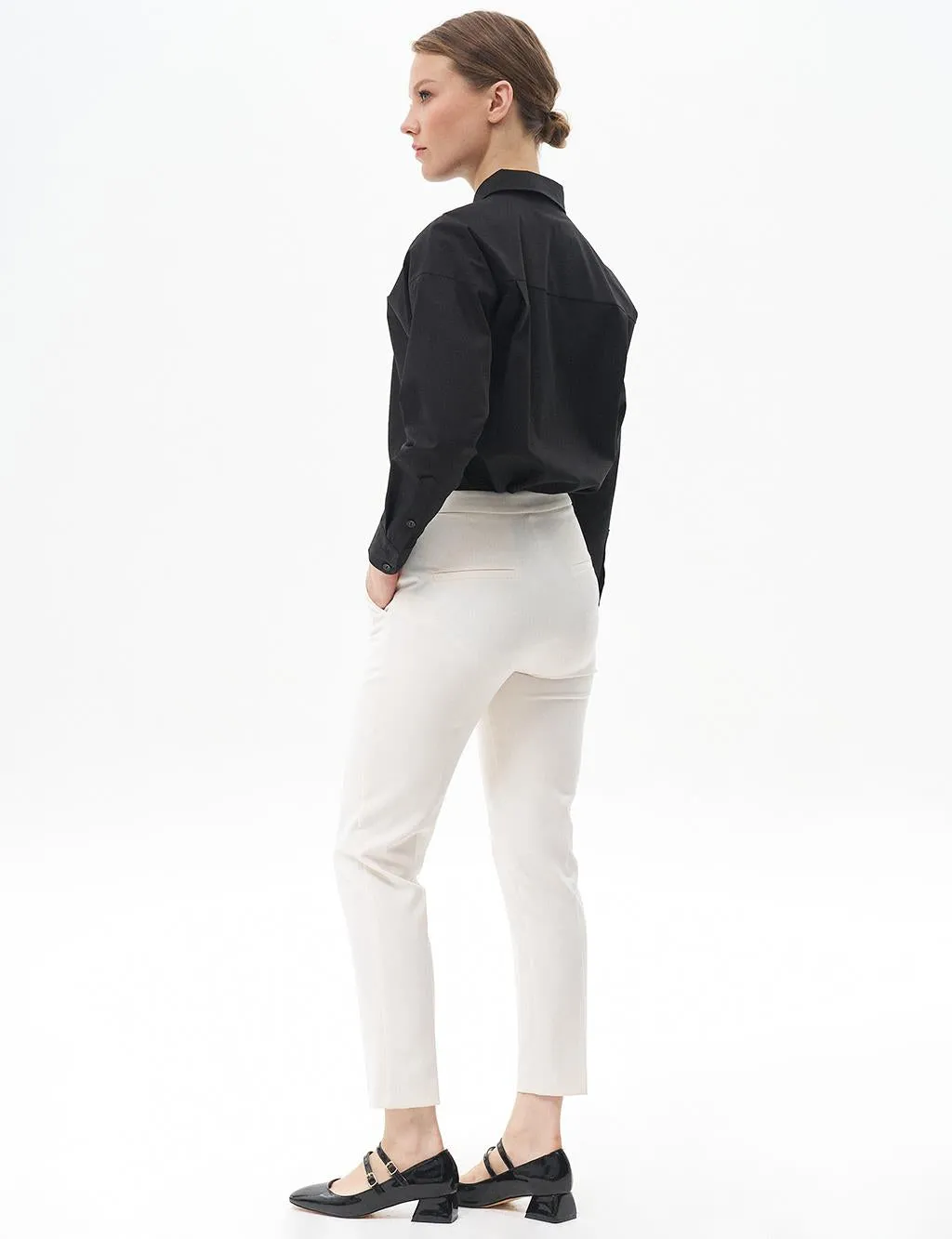 Carrot Cut Basic Trousers Ecru
