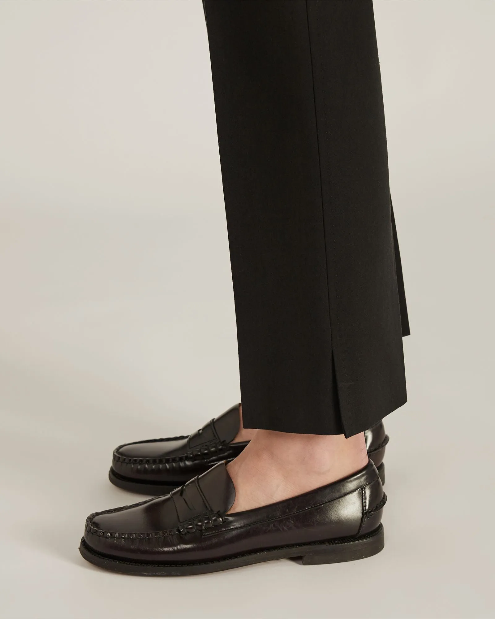 Slim fit trousers in two-way stretch cotton gabardine
