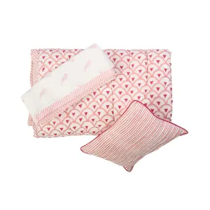 Sunkissed Lovebird Baby Quilt Set