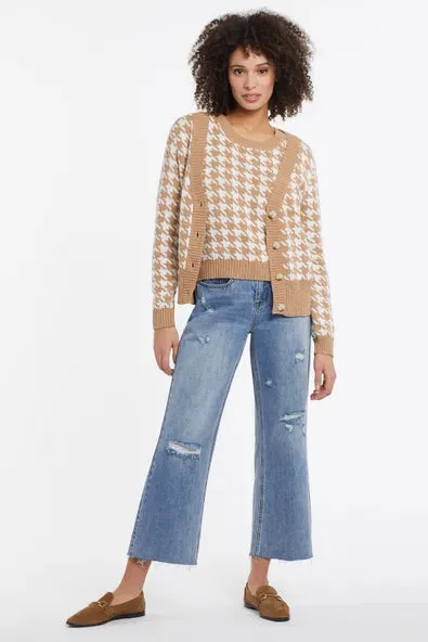 TR7517o Crop Button Front Sweater
